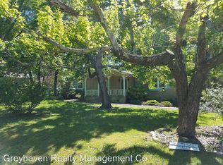 3008 Edgewood Dr, Signal Mountain, TN 37377