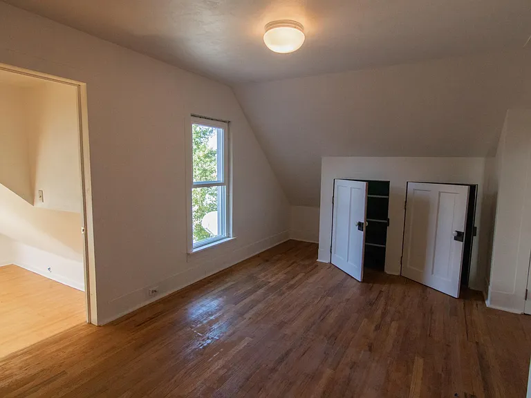 802 S 10th St #1 — Photo 11
