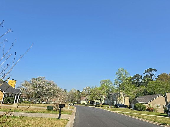 5th image of 113 Chadwick Dr