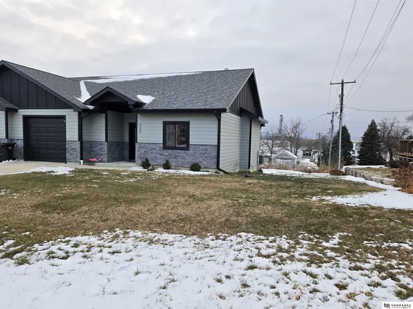 111 N Ash St, Leigh, NE 68643
