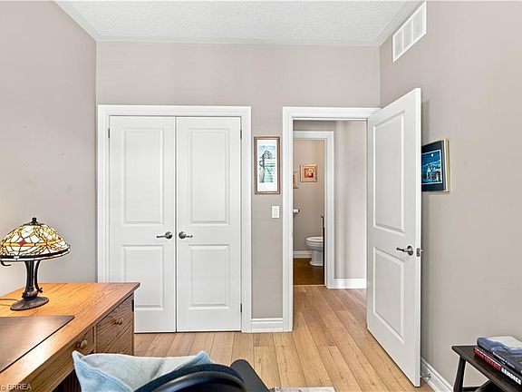 5th image of 30 Cedar St #4