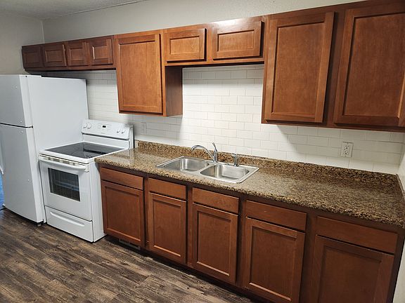 2nd image of 315 E Watrous Ave #317