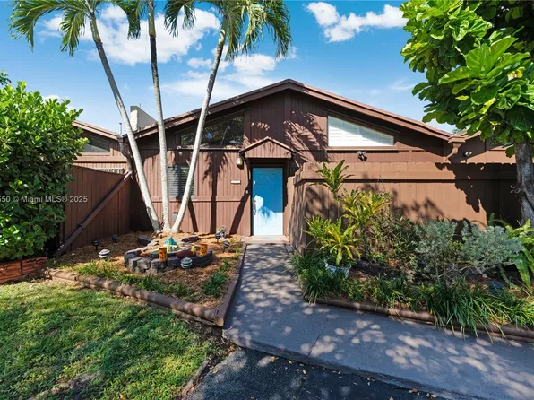 11335 SW 112th Circle Ln S, Miami, FL 33176