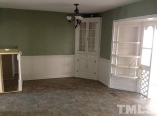 106 Mercer Ct, Garner, NC 27529