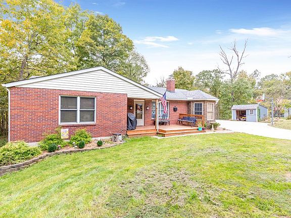 5th image of 21171 Berne Ct