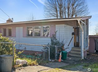 629 Camas Ave NE, Renton, WA 98056