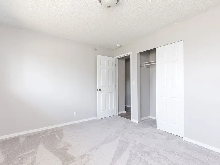 654 Jefferson Ave NE — Photo 14