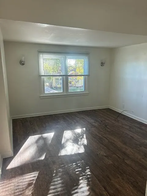 1 bed, 800 sqft, $750 — Photo 3