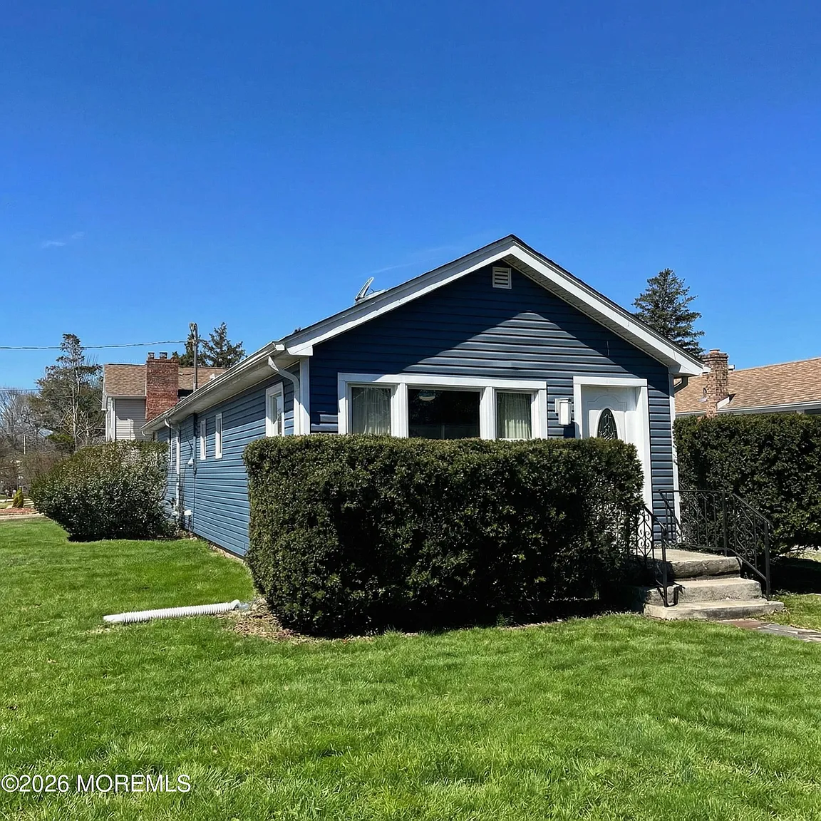 1407 Edgemere Road photo 1