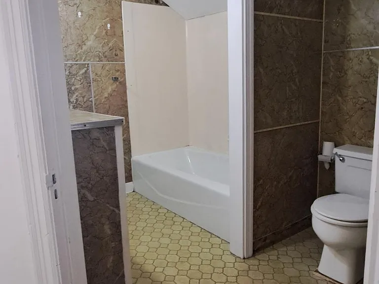 1025 Maple Ave #1 — Photo 9
