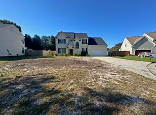311 Applewood Ct, Suffolk, VA 23434