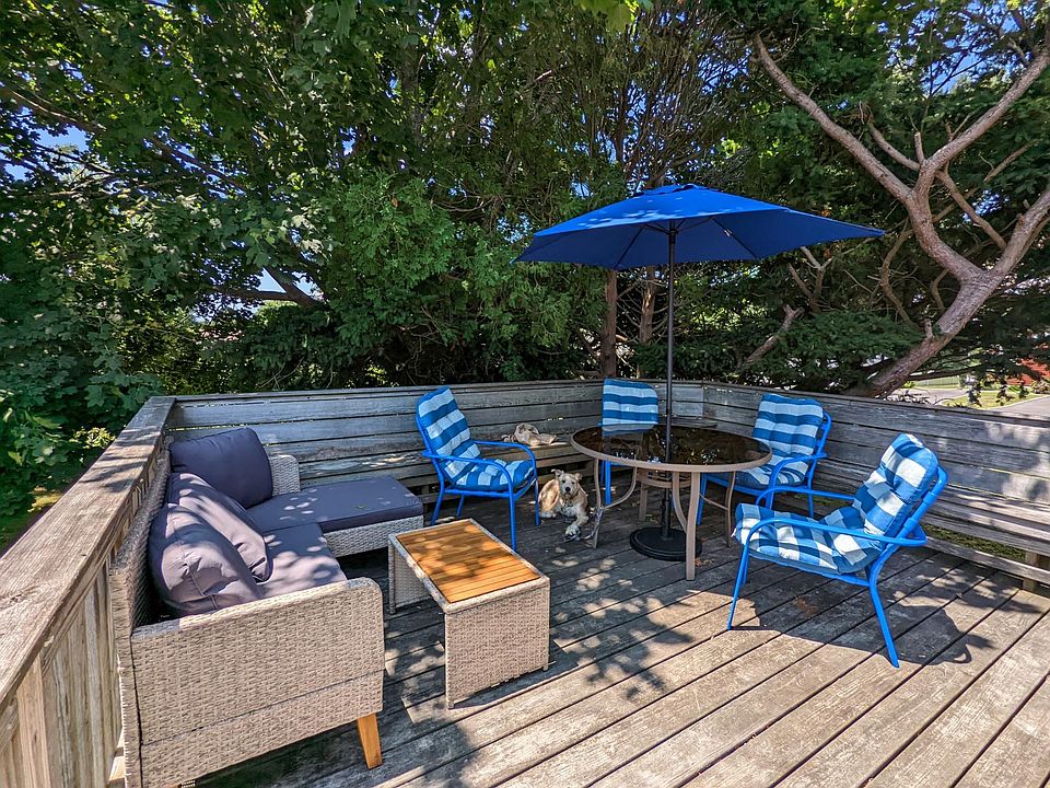 42 Renfrew Ave, Middletown, RI 02842 Zillow