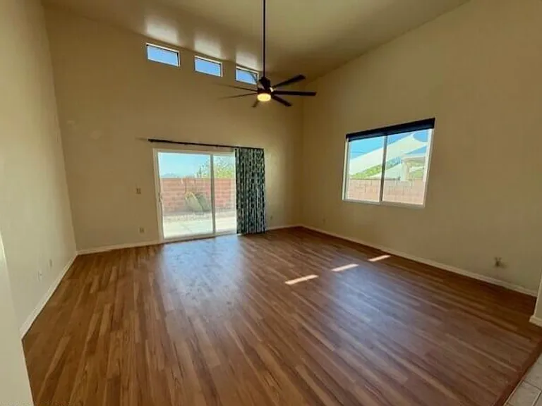 8119 N Peppersauce Dr — Photo 5