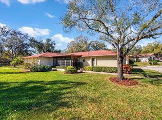 2240 Spruce Ln APT A, Palm Harbor, FL 34684