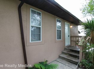 711 Pine Ln, Clermont, FL 34711