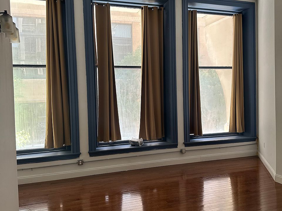 1st image of 1033 Chestnut St #2