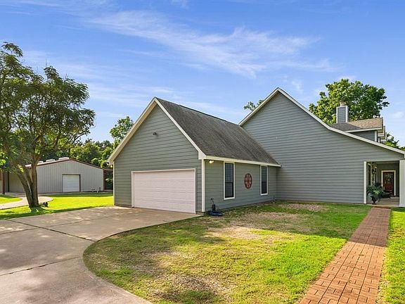 2nd image of 8472 Grand Lake Estates Dr
