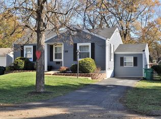 836 Lanvale Dr, Saint Louis, MO