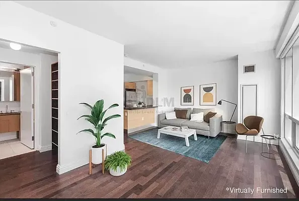 Rented by Oxford Property Group | media 5