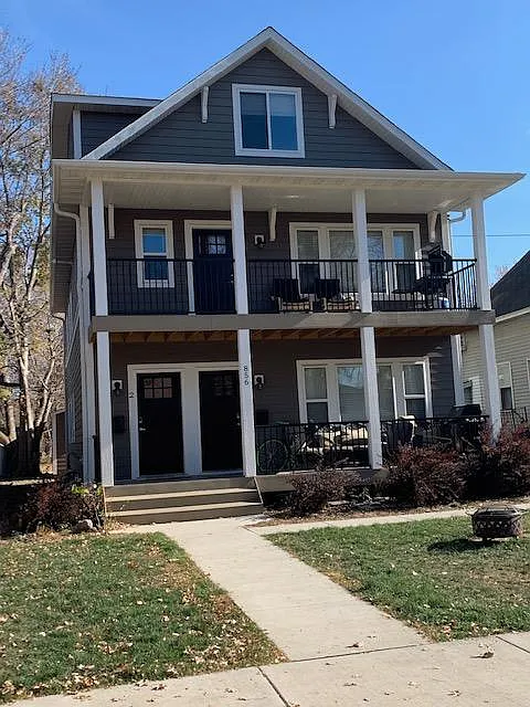 6 bed, $4,050 — Photo 1