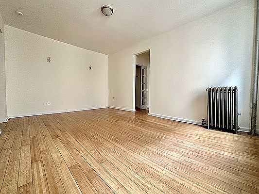2nd image of 560 Isham St APT 2G