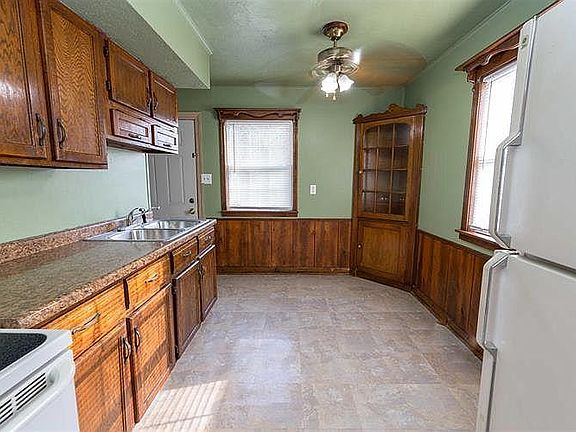 2nd image of 3030 Bonds Ave