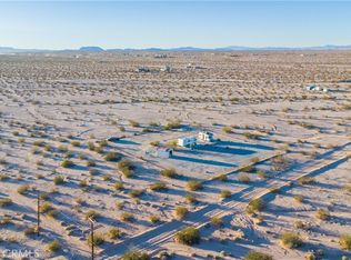 1188 Mile Square Rd, Joshua Tree, CA 92252
