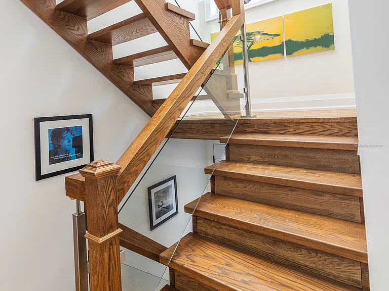 60 Belvedere Dr — Photo 40