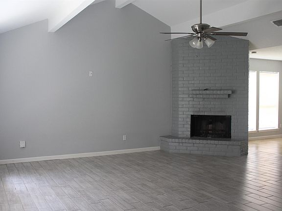 3rd image of 22722 Carter Gate Dr