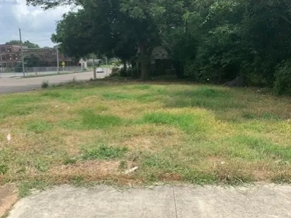 995 N Highland St #E-35, Memphis, TN 38122