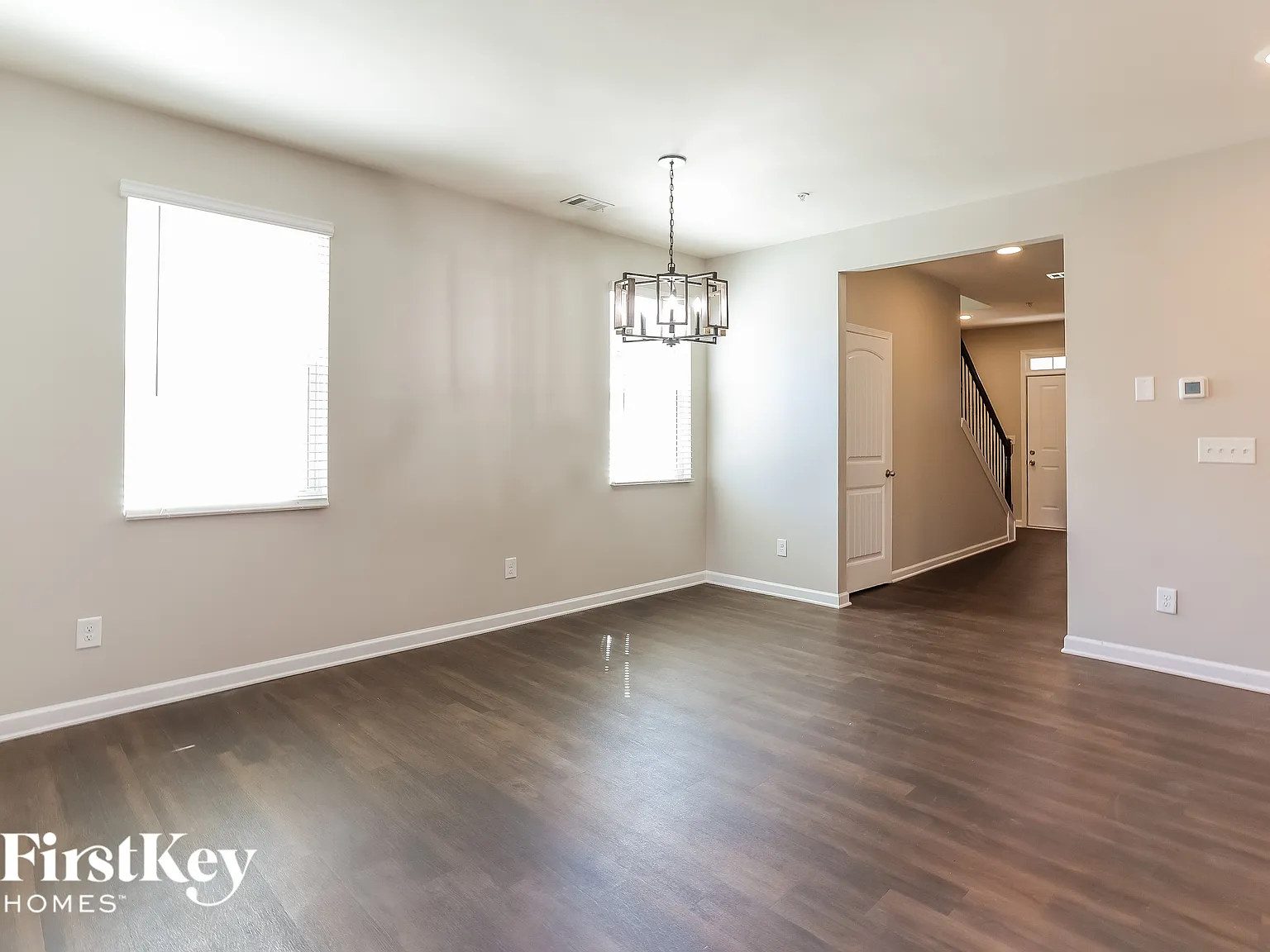 5 bed, 3.0 bath, 2280 sqft, $2,880 — Photo 4