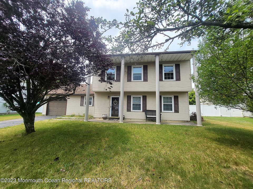 1st image of 1451 Pueblo Court