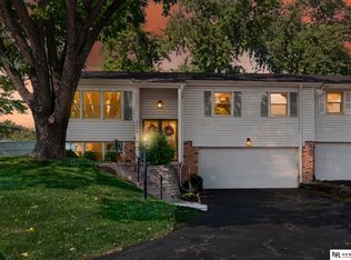 2312 S 119th Ct, Omaha, NE 68144