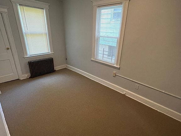 4th image of 207 Corson Ave Floor 1