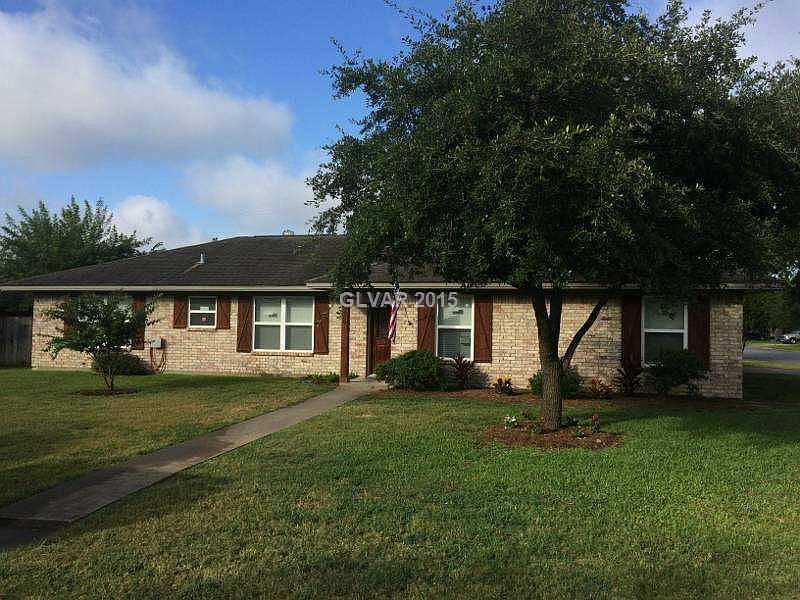 1st image of 3600 Tanglewood Dr