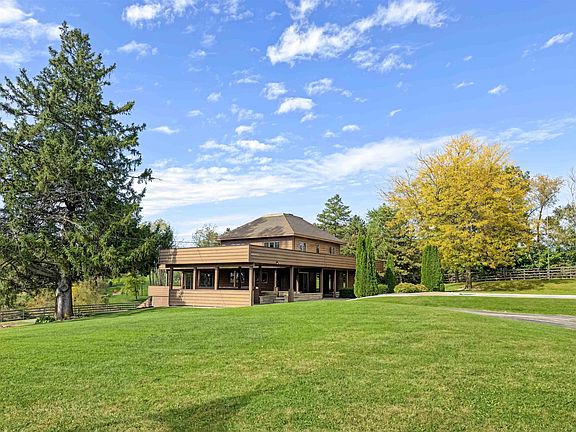 3rd image of 1659 Elon Dr