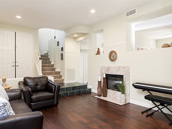 3rd image of 12161 Fidelio Way