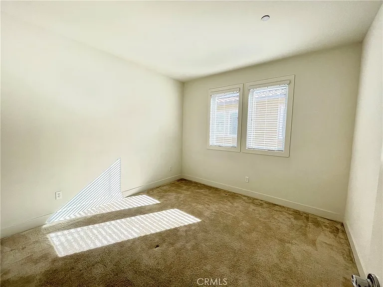 12040 Estrella Pl — Photo 28