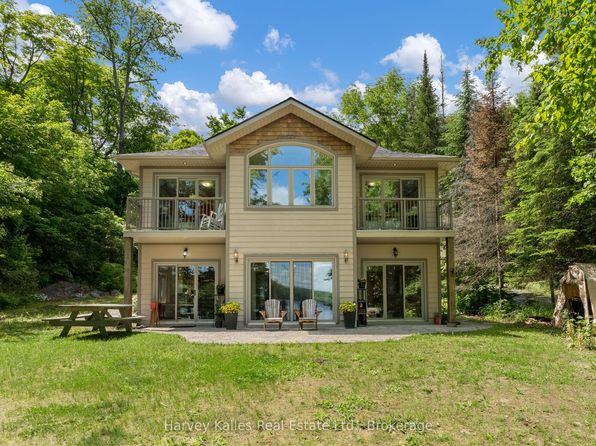 1161 Sandwood Rd #9, Muskoka Lakes, ON P0B 1M0