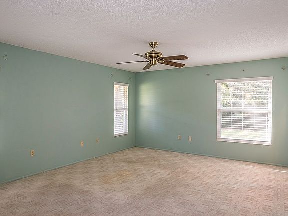 3rd image of 6012 45th St W