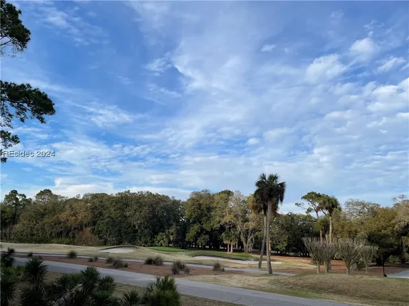 7 Sherman Dr, Hilton Head Island, SC 29928
