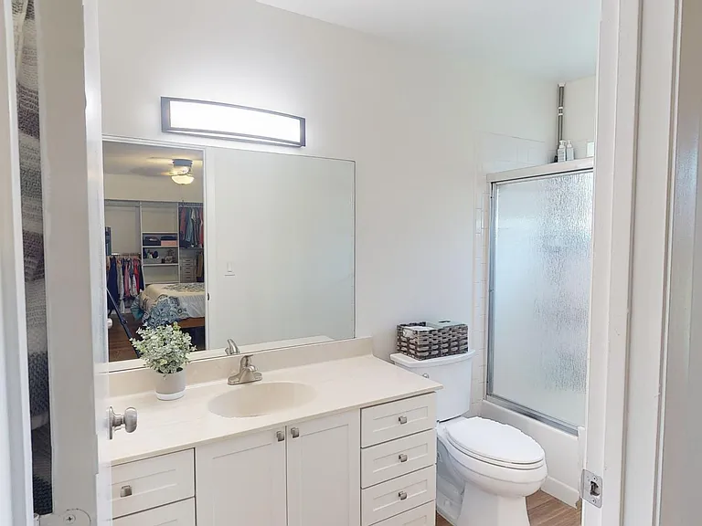 1717 N Dovetail Dr #D — Photo 9