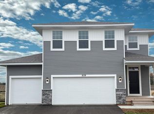 939 Redfield Cir, Delano, MN 55328