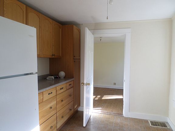 kitchen/pantry