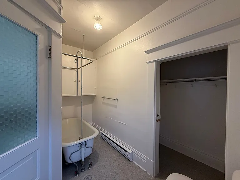 Historic Harold Apartments on Lower South Hill! — Photo 7