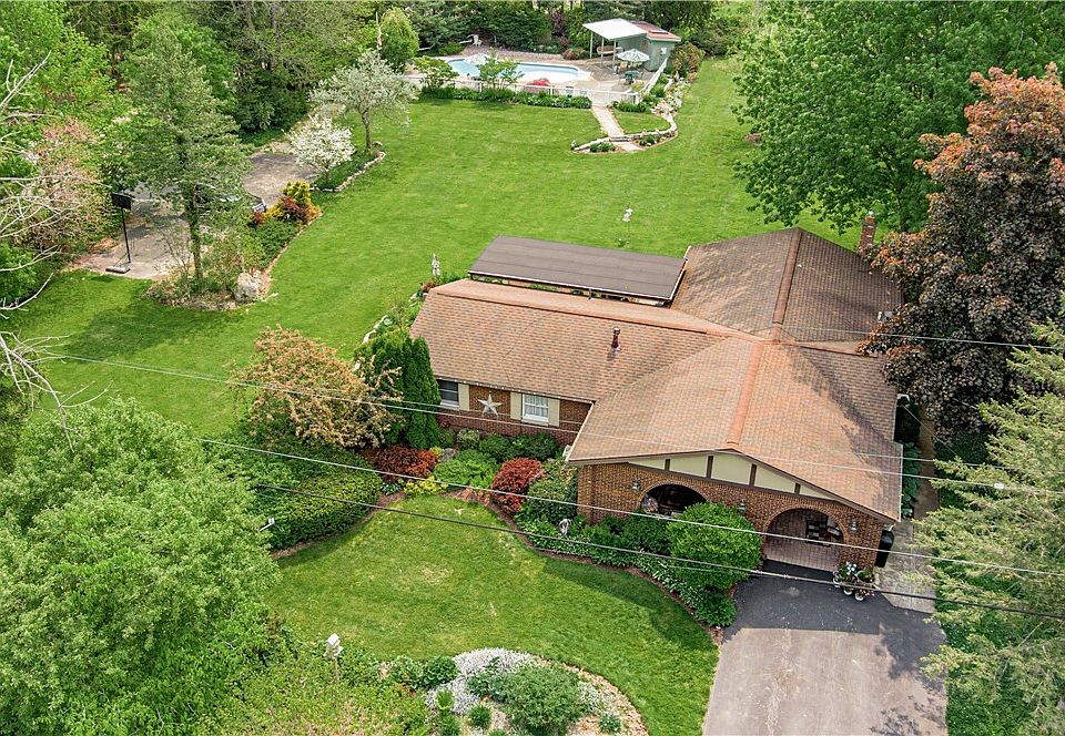 4329 Sunset Dr, Lockport, NY 14094 Zillow