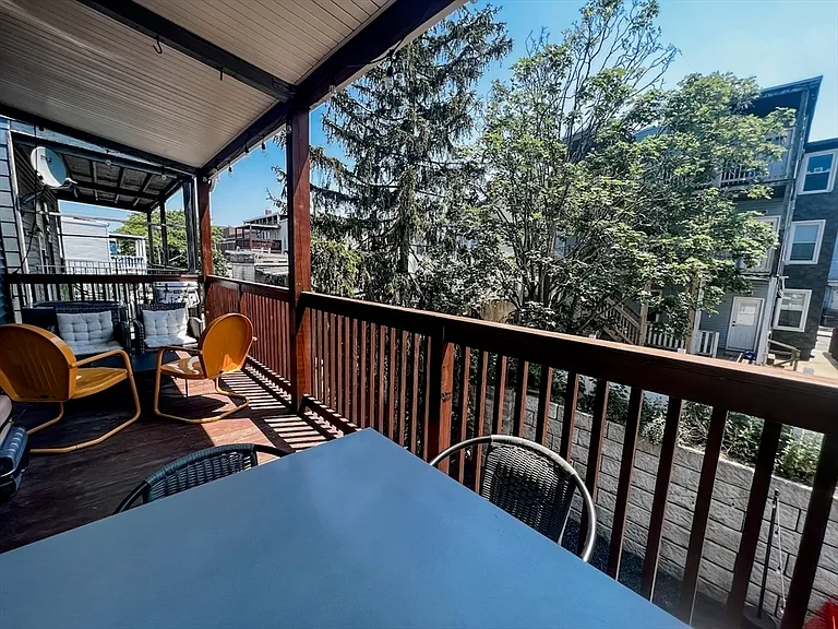 69 Falcon St #3 — Photo 16