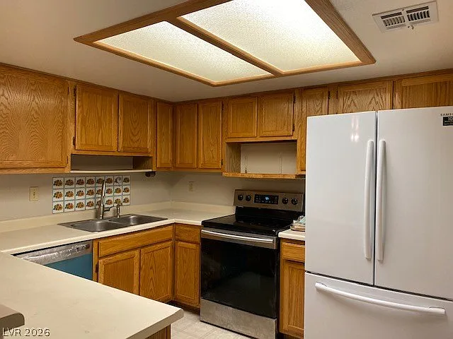 3450 Erva St #125 — Photo 6