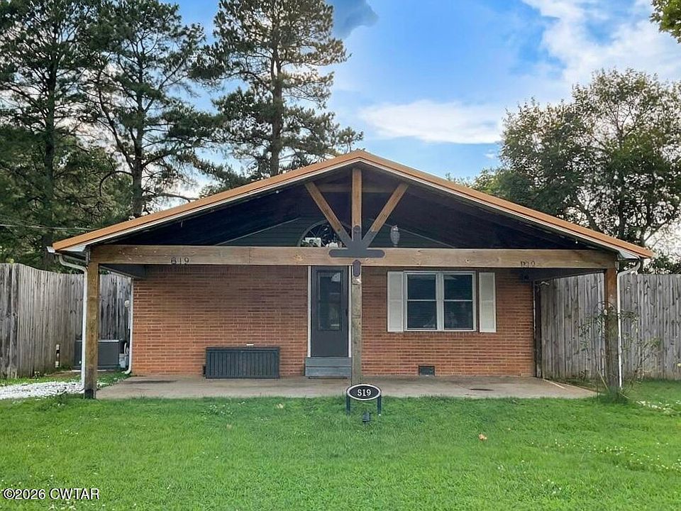 1st image of 819 Frank Maynard Dr
