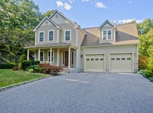 245 Smith St, Attleboro, MA 02703